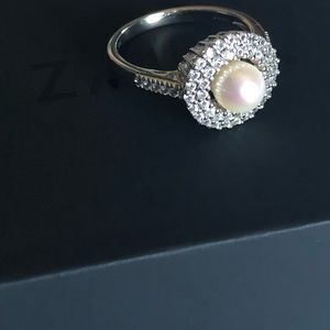SOLD ✨Zales Fresh Water Pearl and Sapphire Crystals 925 Silver Ring